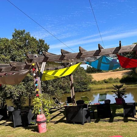 Camping Les Petites Minaudieres Coussay-les-Bois Exterior photo